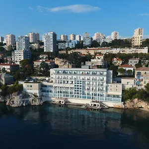 https://hotel-jadran-rijeka.primorje-gorskikotar.com